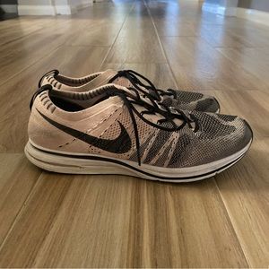 Nike Flyknit Trainer Pink Sunset